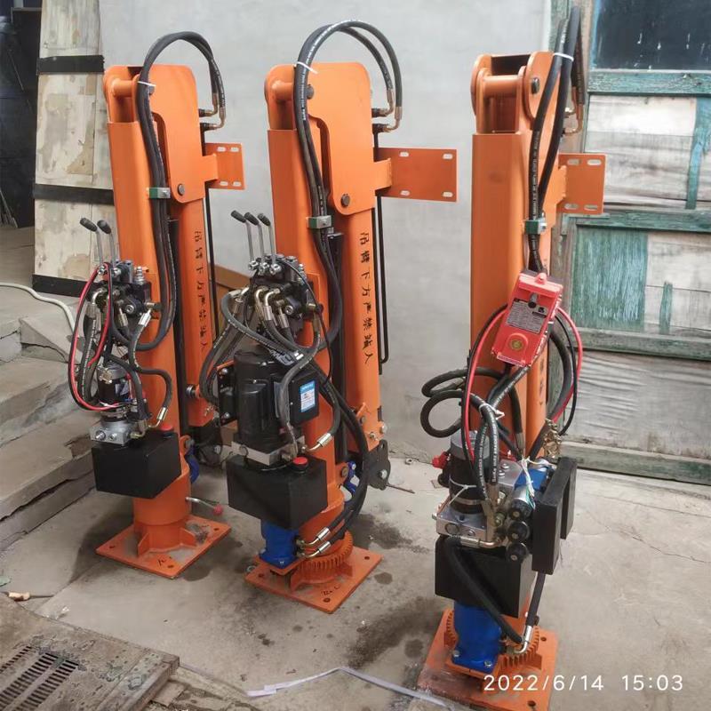 青白江区重汽蓝牌随车吊 3.2吨 国六动力强 液压驱动 农用自卸起重机